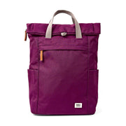 Roka London Finchley keskikokoinen reppu Cherry Lacquer violetti edestä