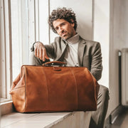 Chesterfield Corfu matkakassi konjakinruskea