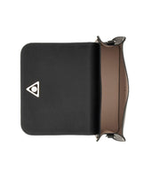 Guess meridian musta flap olkalaukku