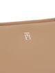 Tommy hilfiger vaaleanruskea legacy pieni olkalaukku safari
