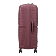 American Tourister Airconic 67 cm matkalaukku sivulta kantokahva näkyvissä