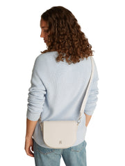 vaalea olkalaukku Tommy hilfiger saddle bag